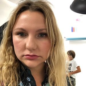 Meet your Posher, Molly